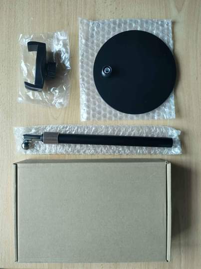 A picture of Mobile Phone Desktop Stand