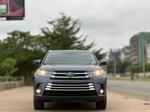 A picture of EXTREMELY SHARP FOREIGN USED TOYOTA HIGHLANDER 2019 MODEL 25M NET
