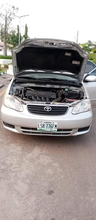 A picture of Toyota Corolla 04