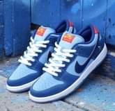 A picture of Sneakers