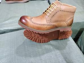 A picture of 0756181556 0776030131 for more info and delivery