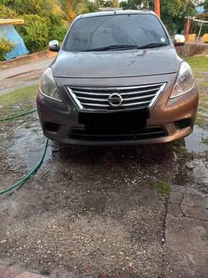 nissan versa