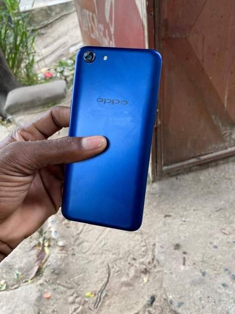oppo a83