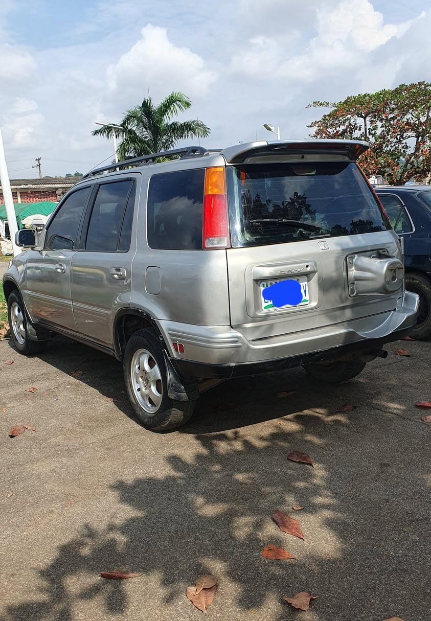 A picture of 2001 Honda crv