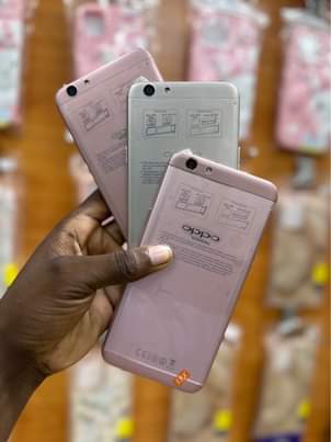 A picture of Oppo A57 gb64 Ram4