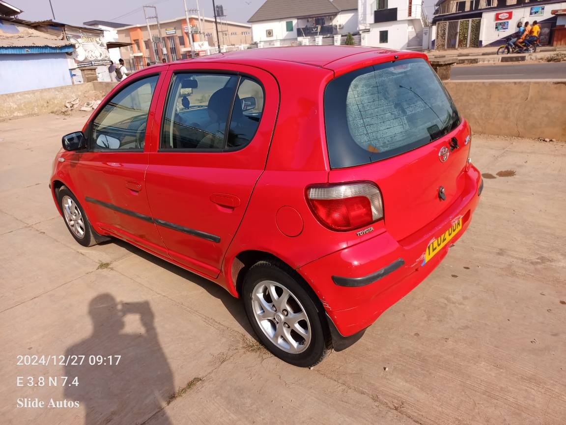 A picture of Clean Toyota Yaris
