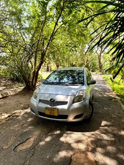 A picture of Toyota vitz new