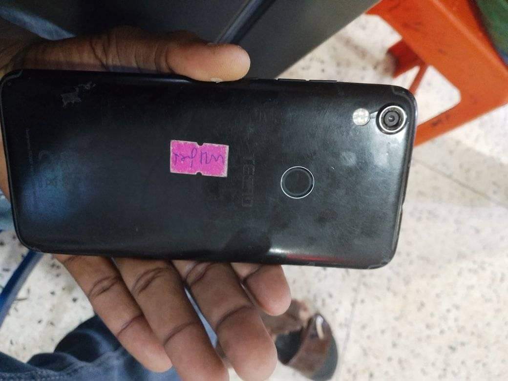 A picture of Camon cm