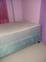 queen size bed