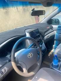 A picture of 2008 Toyota Sienna
