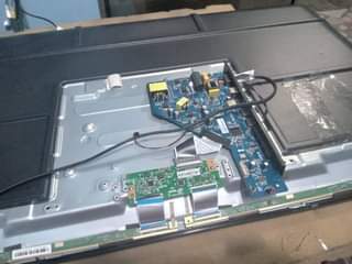 A picture of FUNDI TV ZA FLAT SCREEN 0767095012