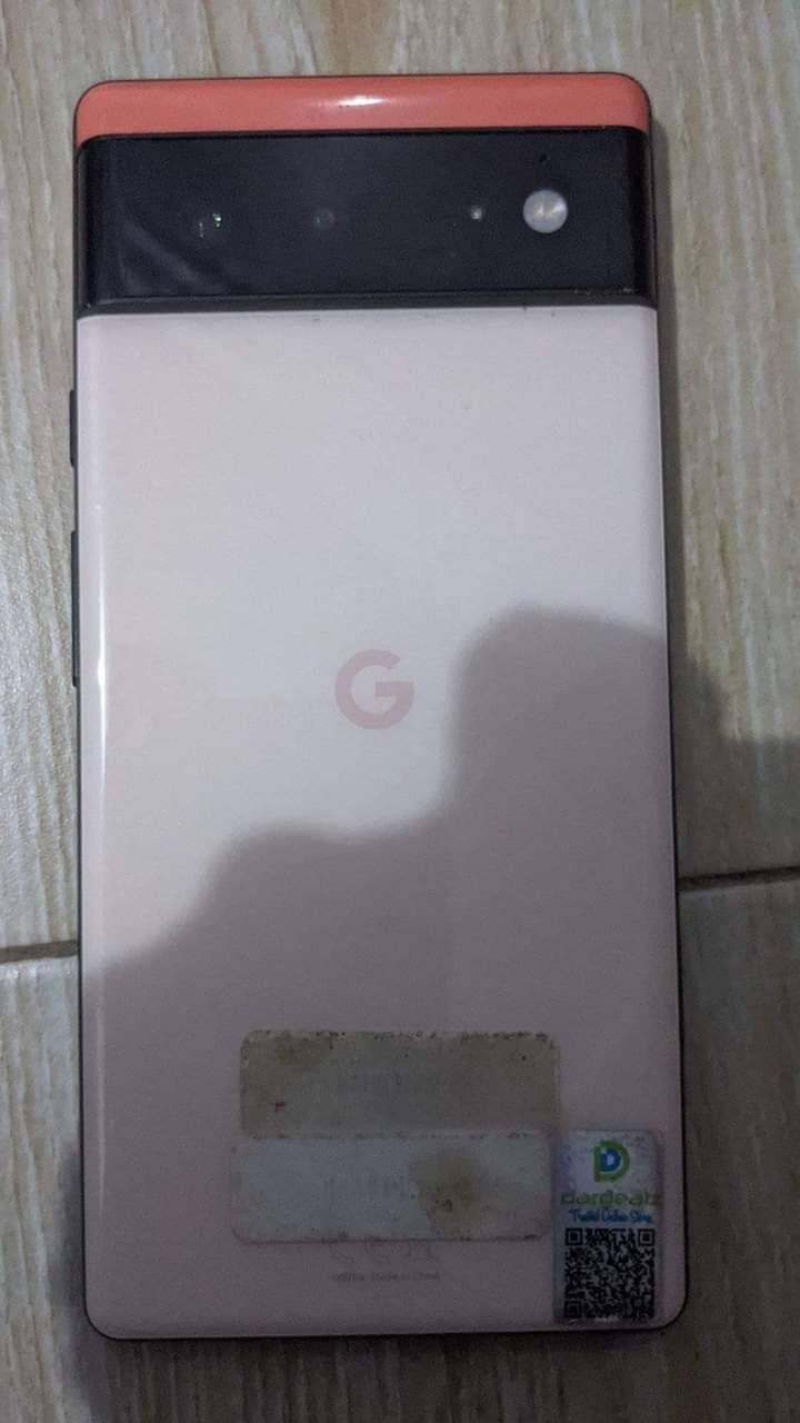 A picture of GOOGLE PIXEL 6 PLAIN