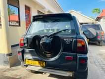 A picture of Toyota RaV 4 4 5m
