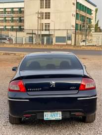 A picture of PEUGEOT 407