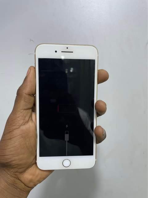 A picture of iPhone 7 Plus 128gb