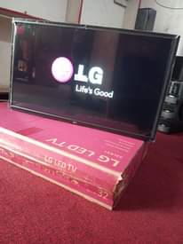 A picture of Brand New 32 inches LG digital flat screen tv with
