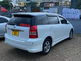 A picture of 2005 Toyota Wish