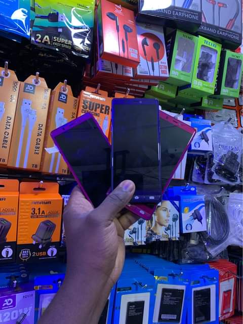 A picture of BASIO 5 32GB STORAGE PRICE 155000 Ugx