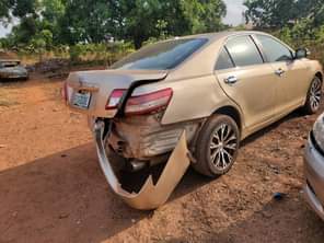 A picture of NEATLY USED 2010 MODEL TOYOTA CAMRY SOUND VENZA ENGINE SMOOTH