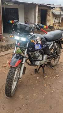 A picture of INJINI IMETULIA LOCATION HANDENI TANGA ZINGATIA COD HAIPUNGUI INAUZWA KM