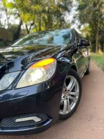 A picture of Mercedes Benz E300
