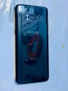 A picture of Samsung s8