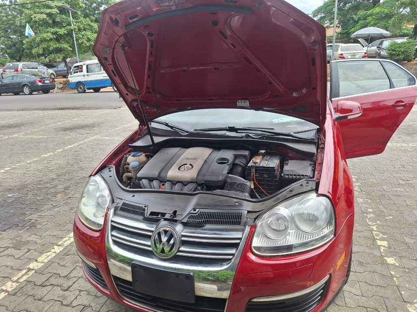 A picture of Volkswagen Jetta 2009 model Toks Perfect condition pure tokunbo Engine