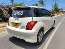 A picture of TOYOTA IST TSH 8 800 000 CALL 0712973480