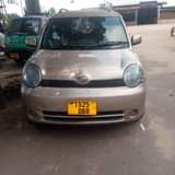 A picture of SIENTA
