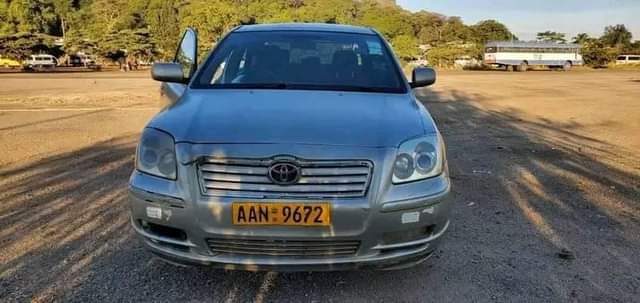 used toyota avensis