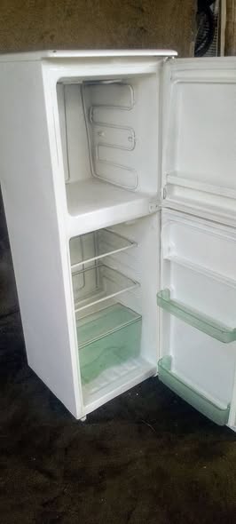 A picture of Fridge