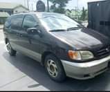 A picture of CLEAN SIENNA WITH DVD Going FOR 1 7M NOTHING TO