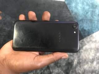 A picture of oppo a83t