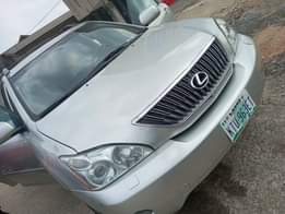 A picture of 2006 Lexus Rx350 everything is working perfectly Engine Gear Interior