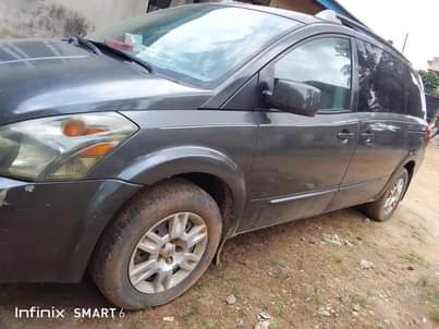 A picture of Nissan quest