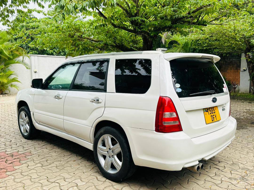 A picture of Subaru Forester DFY Year 2006 Cc 1990 Non turbo SunRoof