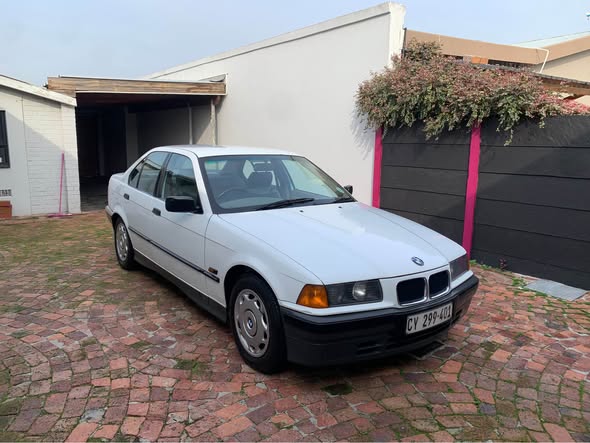 bmw 318i