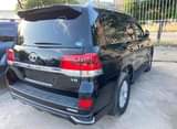 A picture of LANDCRUISER V8 Year of manufacture 2017 Petrol Color Black Push