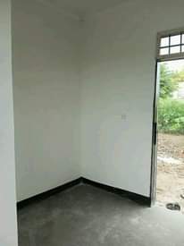 A picture of Chumba na choo ndani