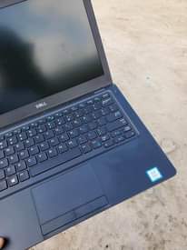 A picture of Dell latitude 5280