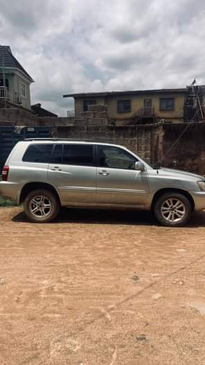 A picture of Awoof dealer market Toyota Highlander 04 Engine 80 Gear 100