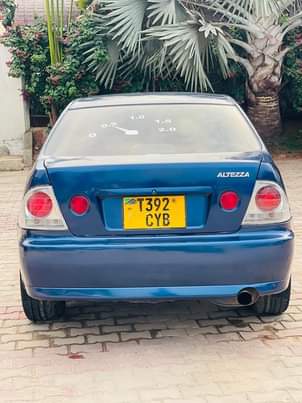 A picture of TOYOTA altezza