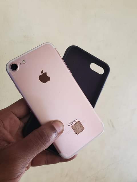 A picture of Iphone 7