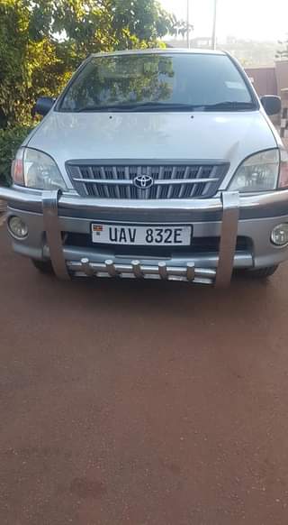 toyota nadia