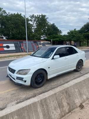 used toyota altezza