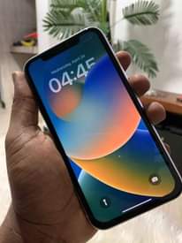 A picture of iPhone 11 64GB