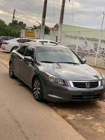 A picture of FOR SALE SUPER CLEAN USED HONDA ACCORD 2009 MODEL UNREGISTER