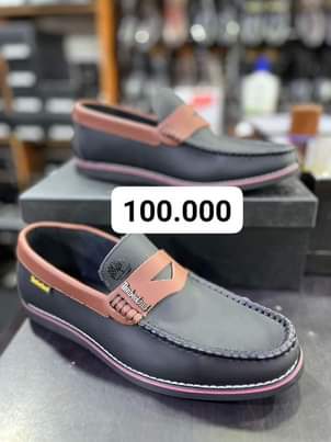 A picture of Men casual footwear