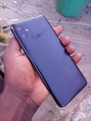 A picture of Samsung a04e gb32 Ram3 network 4g