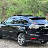 A picture of TOYOTA HARRIER